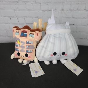 Walt Disney World Plushies Funko  Space Moutain & Hollywood Tower Hotel.